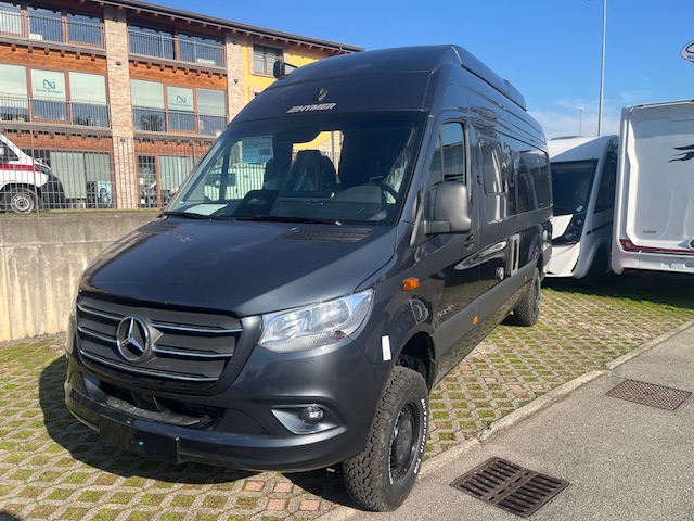 HYMER GRAND CANYON S700 4×4