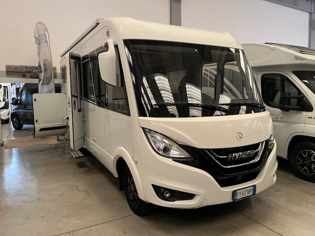 HYMER BMC I 550 garage automatico Mercedes