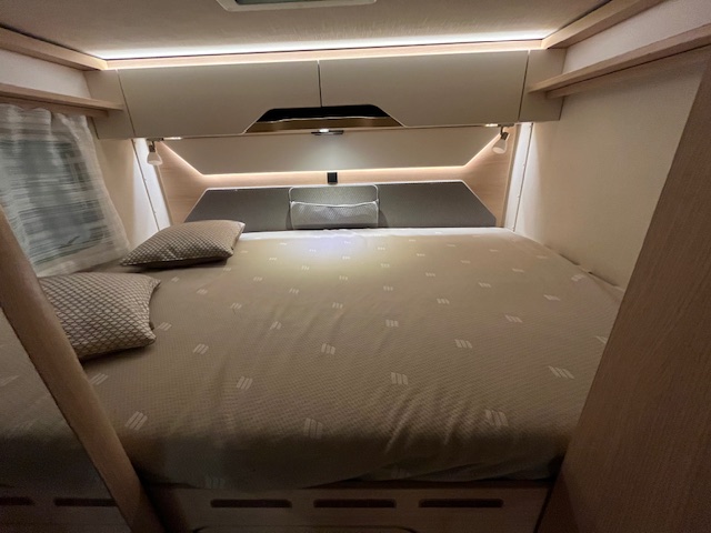 HYMER BMC I 550 garage automatico Mercedes